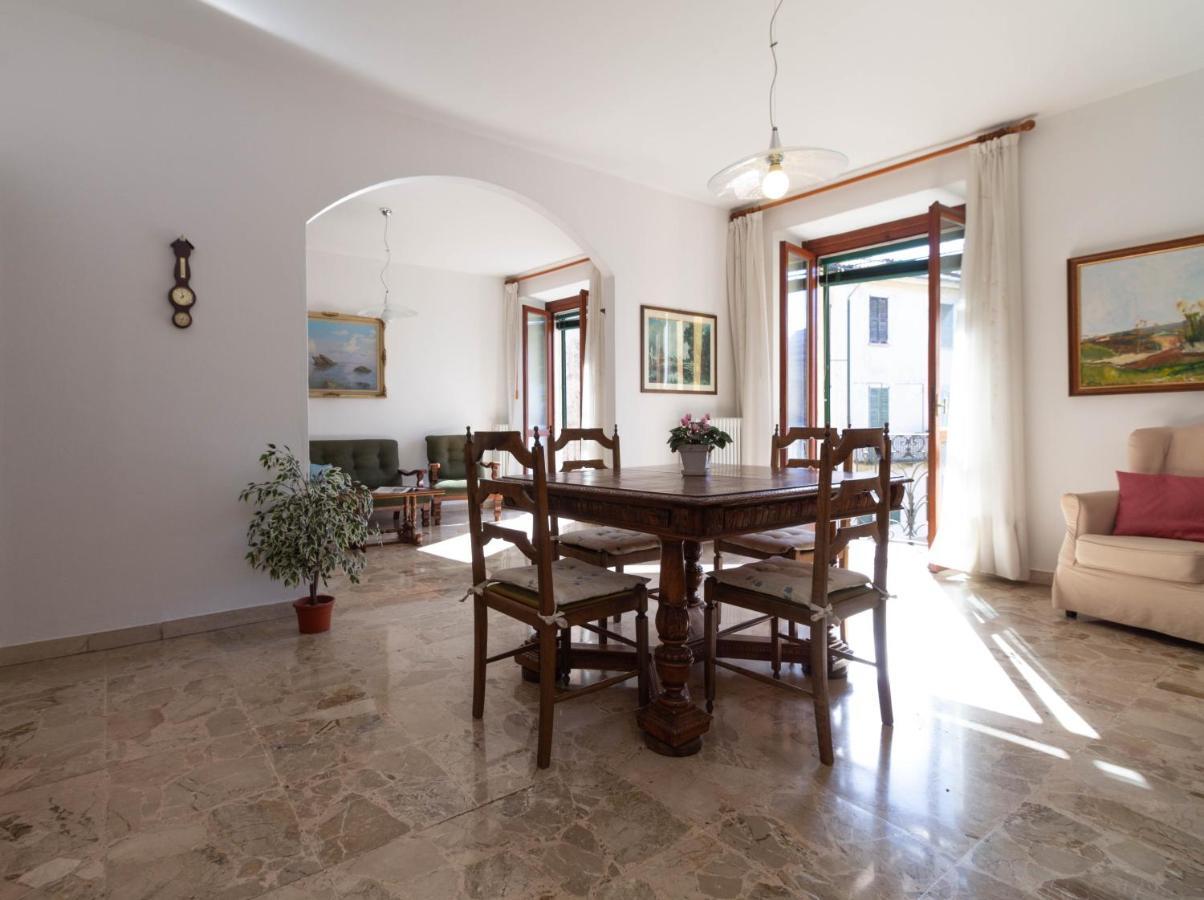 Mamma Ciccia Holiday Home - Lake Front Apartment Mandello del Lario Kültér fotó