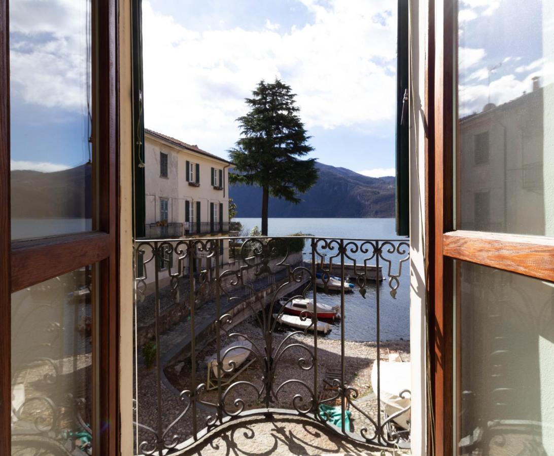 Mamma Ciccia Holiday Home - Lake Front Apartment Mandello del Lario Kültér fotó